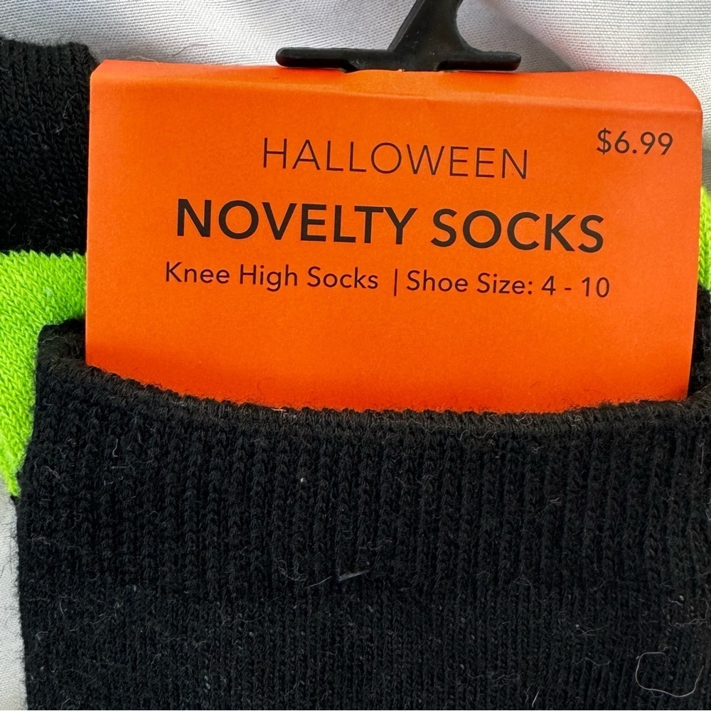 Halloween Novelty Knee Length Socks - 3 Pair - Picture 14 of 14